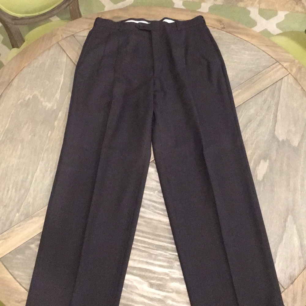 Men’s Suit, Houndstooth Pattern - image 6